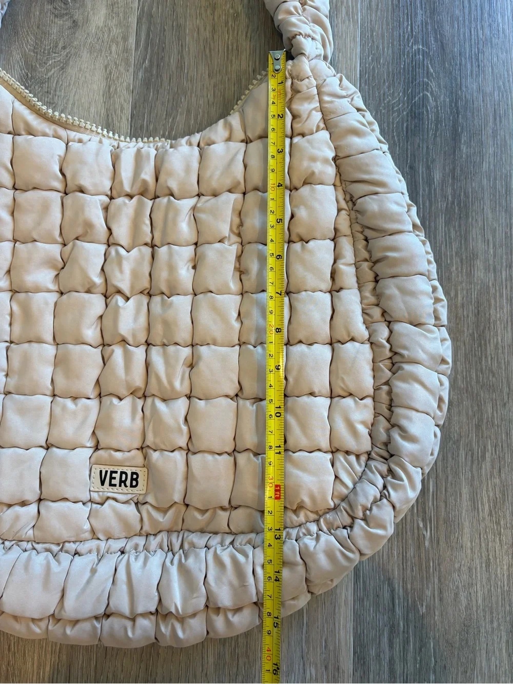 VERB Carry All Quilted Puffy Hobo Bag in Light Beige